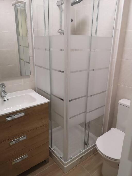 Hostal Mari En La Laguna, Alquiler Habitacion Privada En Hostal, 6 Habitaciones Cerca De La Universidad Y Aeropuerto Norte, 3 Banos Compartidos 拉拉古纳 外观 照片